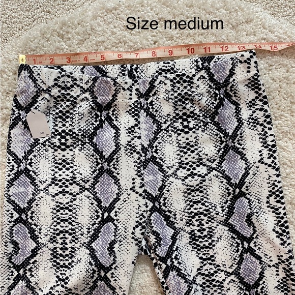 Biker shorts snakeskin animal print small medium large NWT - Picture 11 of 16